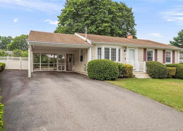 Property at 165 Patton Rd, Woonsocket, RI 02895, 3 beds, 2 baths
