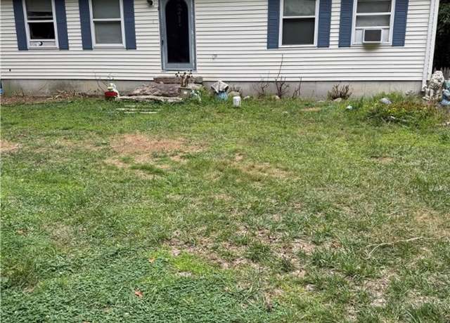 Property at 83 Long Hwy, Little Compton, RI 02837, 2 beds, 1 bath