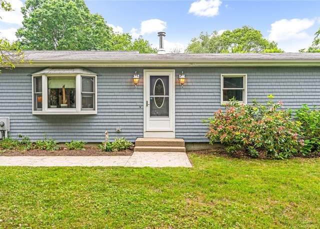 Property at 25 Dinonsie Way, South Kingstown, RI 02879, 3 beds, 2 baths