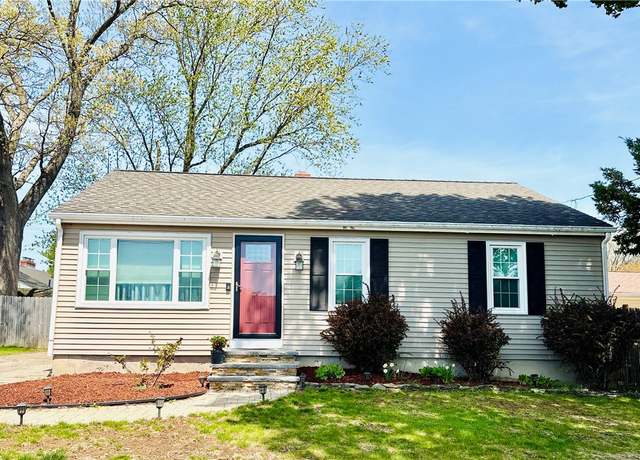 Property at 14 Chepachet Ave, Cumberland, RI 002864, 2 beds, 1 bath