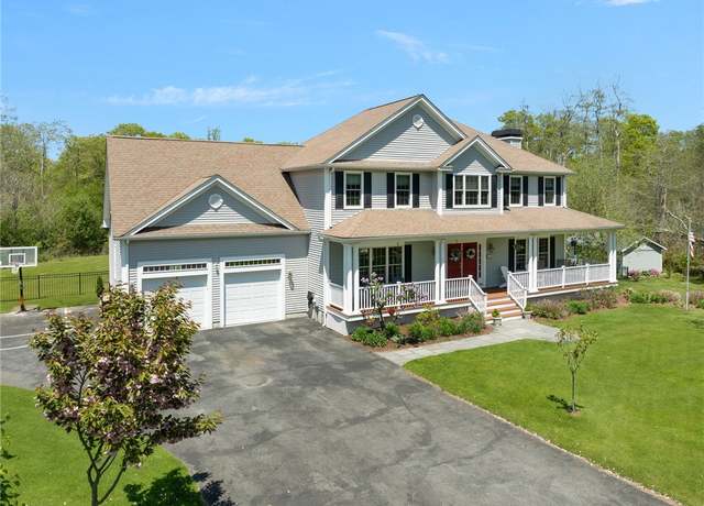 Property at 114 Teaberry Dr, Tiverton, RI 02878, 4 beds, 3 baths