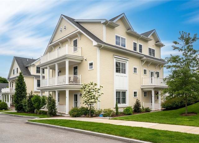Property at 54 Kettle Point Ave #54, East Providence, RI 02914, 2 beds, 2.5 baths