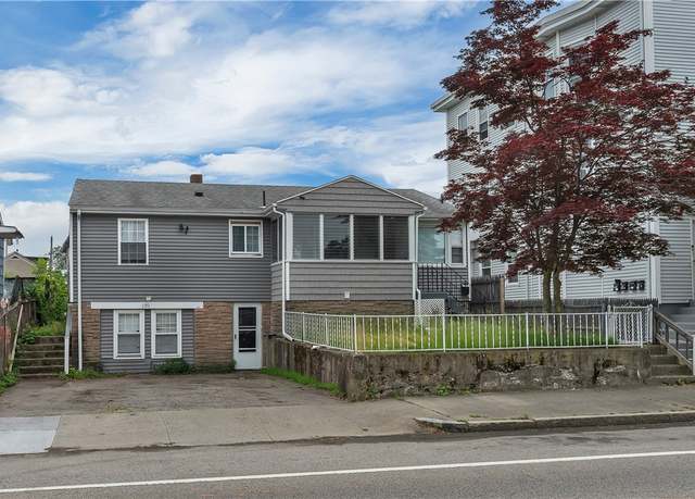 Property at 101 Benefit St, Pawtucket, RI 02860, 5 beds, 2 baths