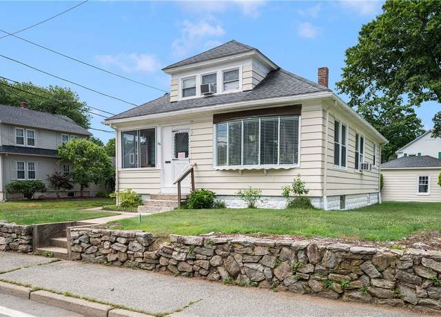Property at 66 Dean Ave, Smithfield, RI 02917, 3 beds, 1 bath