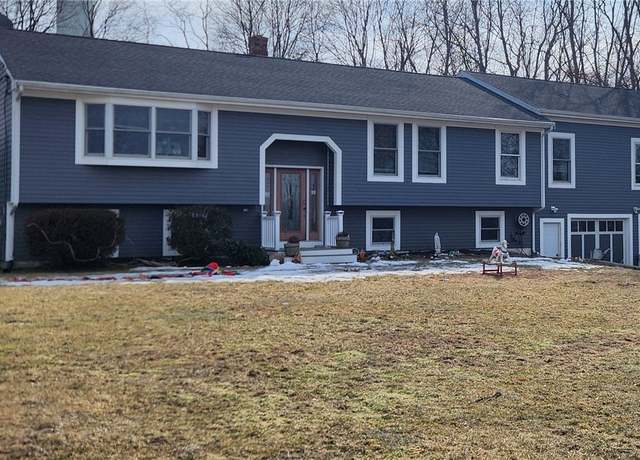 Property at 423 Metacom Ave, Bristol, RI 02809, 3 beds, 3 baths