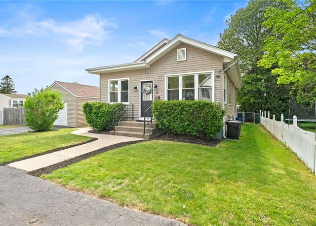 Property at 39 Sampson Ave, North Providence, RI 02911, 2 beds, 1 bath