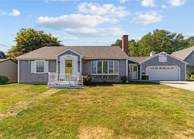 Property at 145 Durfee Rd, Tiverton, RI 02878, 3 beds, 1.5 baths