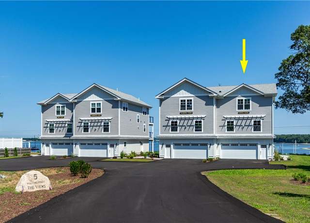 Property at 5 Williams St #4, Warwick, RI 02818, 3 beds, 2.5 baths