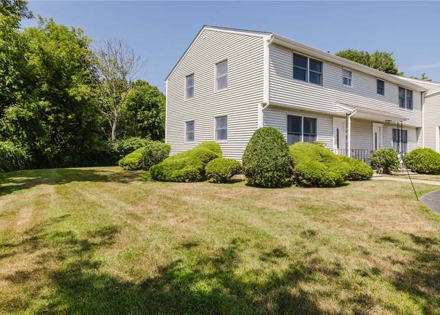 Property at 9 Morrill Ln #1, North Providence, RI 02904, 2 beds, 1.5 baths