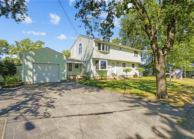 Property at 15 Perkins St, Warwick, RI 02886, 5 beds, 3 baths