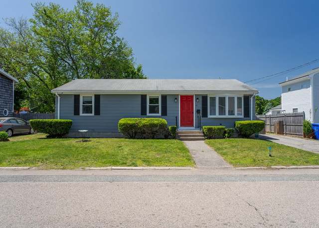 Property at 47 Planet Ave, East Providence, RI 02915, 3 beds, 1 bath