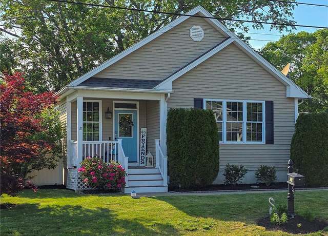 Property at 30 Bloomfield St, Seekonk, MA 02771, 3 beds, 2 baths