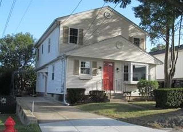 Property at 85 Kentland Ave, Providence, RI 02904, 5 beds, 2.5 baths