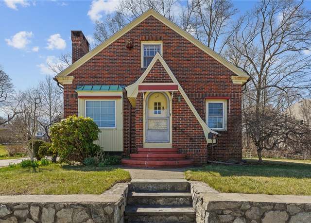 Property at 252 George Waterman Rd, Johnston, RI 02919, 3 beds, 2 baths