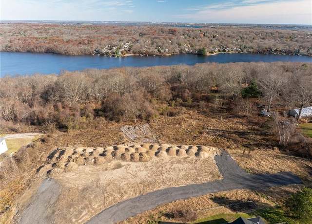 Property at 46 Hillside Ct, North Kingstown, RI 02874