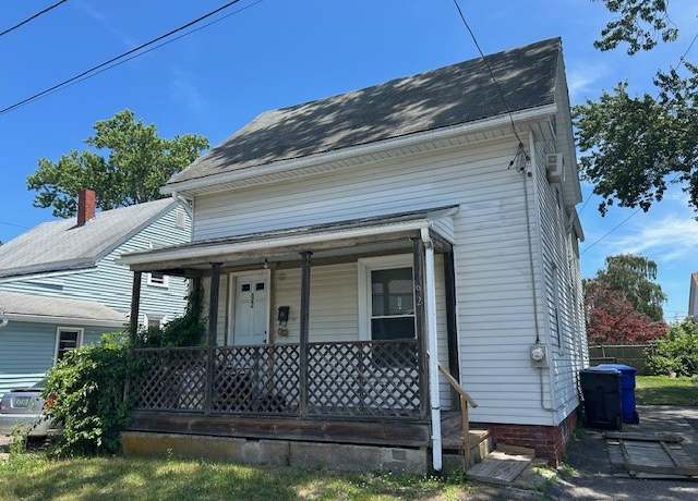 Property at 92 Halleck Ave, East Providence, RI 02915, 3 beds, 2 baths