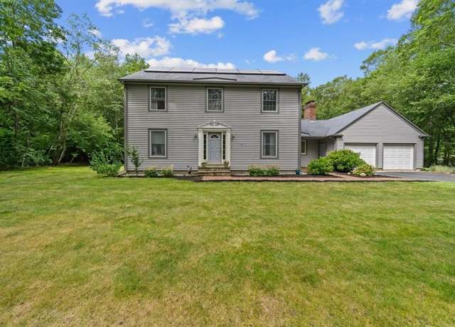 Property at 26 Fox Ridge Dr, Richmond, RI 02898, 3 beds, 2.5 baths