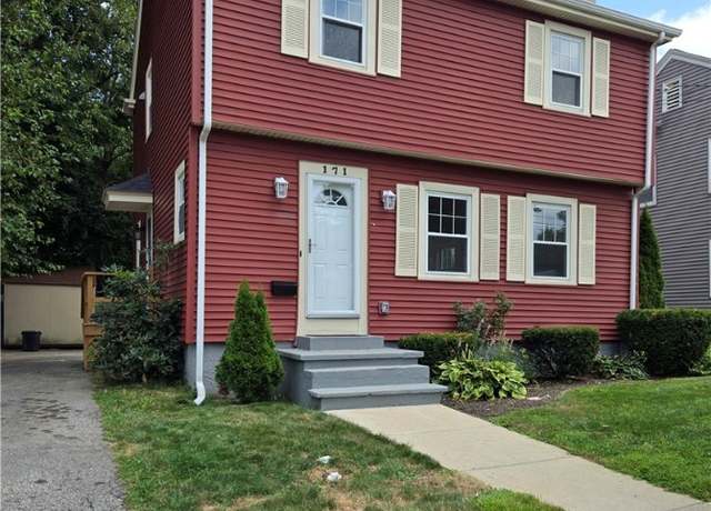 Property at 171 Canton St, Providence, RI 02908, 3 beds, 1.5 baths