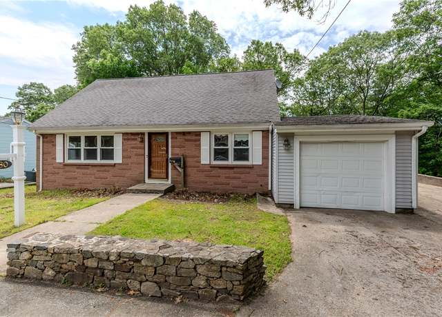 Property at 80 Westwood Rd, North Smithfield, RI 02896, 3 beds, 2.5 baths