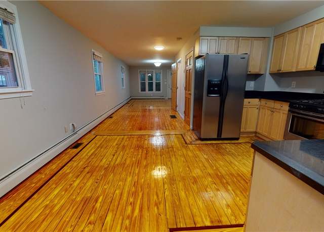Property at 89 Evergreen St, Providence, RI 02906, 4 beds, 2.5 baths