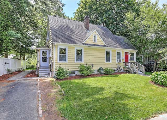 Property at 14 Shirley St, Warwick, RI 02888, 3 beds, 1.5 baths