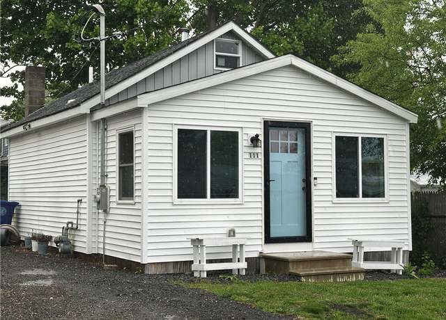 Property at 111 Samuel Gorton Ave, Warwick, RI 02889, 1 bed, 1 bath