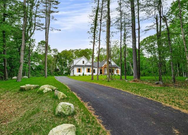 Property at 1332 South Rd, South Kingstown, RI 02879, 4 beds, 3.5 baths