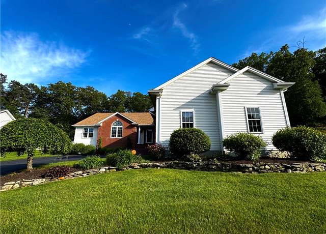 Property at 82 Gauthier Dr, Woonsocket, RI 02895, 3 beds, 2 baths