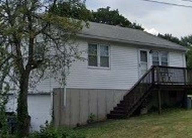 Property at 224 Marshall Ave, Cumberland, RI 02864, 2 beds, 1 bath