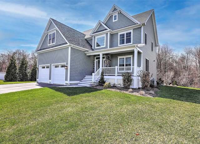 Property at 7 Kendal Ct, Cranston, RI 02921, 4 beds, 2.5 baths