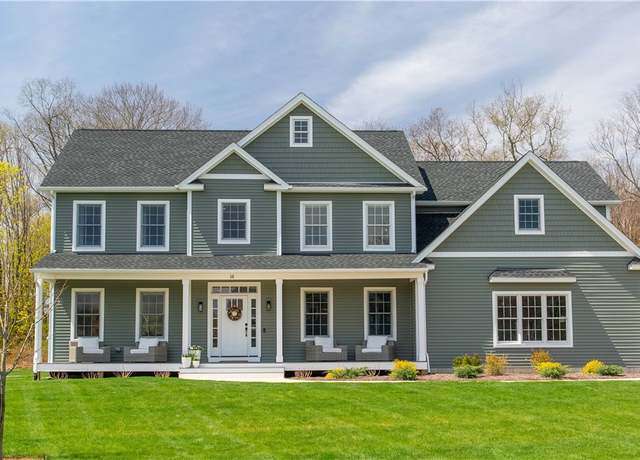 Property at 14 Sawmill Ct, East Greenwich, RI 02818, 4 beds, 3 baths