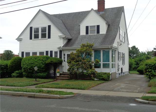 Property at 165 167 Grove Ave, East Providence, RI 02914, 4 beds, 2 baths