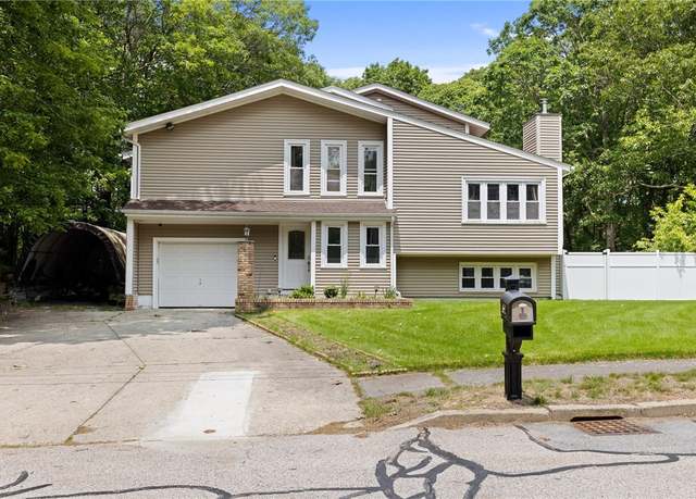Property at 67 Highwood Dr, Coventry, RI 02816, 3 beds, 2.5 baths