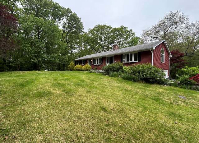 Property at 42 Ledge Rd, Coventry, RI 02816, 3 beds, 1.5 baths