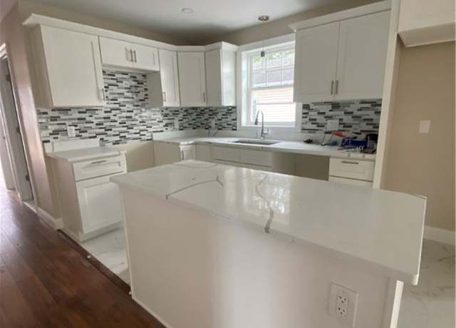 Property at 4 Halton St, Providence, RI 02907, 8 beds, 4 baths