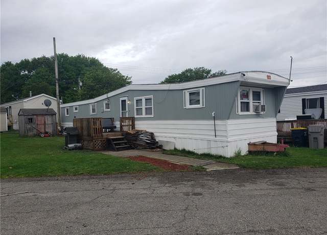 Property at 13 Second St, Portsmouth, RI 02871, 2 beds, 1 bath