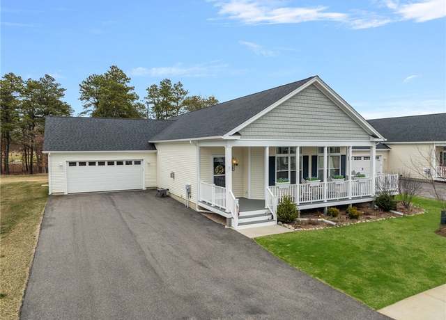 Property at 150 Driver Ln, South Kingstown, RI 02879, 2 beds, 2 baths