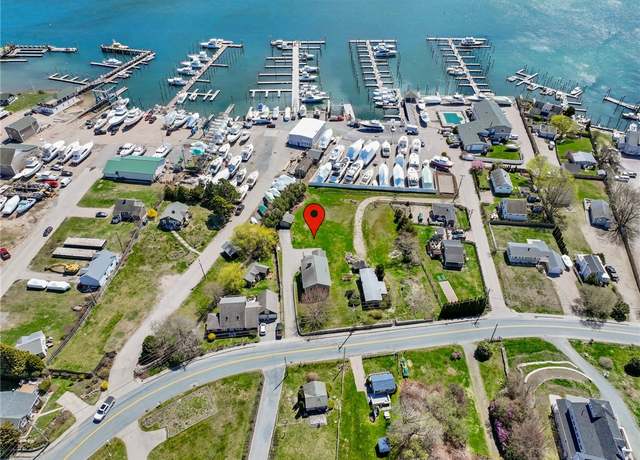 Property at 374 Gooseberry Rd, South Kingstown, RI 02879, 4 beds, 2 baths