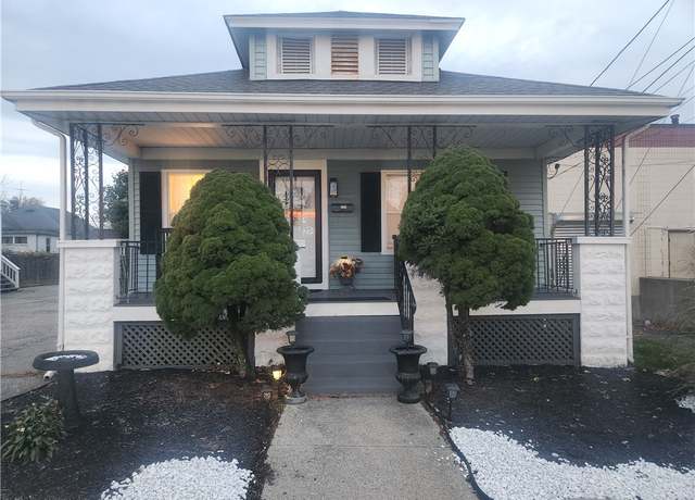 Property at 2131 Elmwood Ave, Warwick, RI 02888, 2 beds, 1 bath