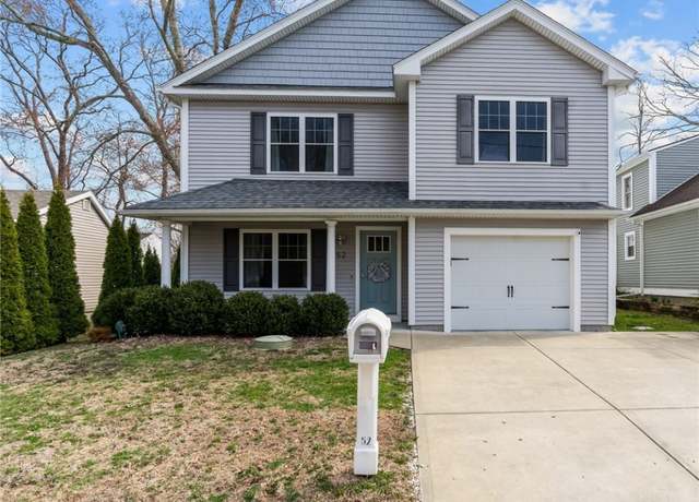 Property at 52 Guild Ave, Warwick, RI 02889, 3 beds, 2.5 baths