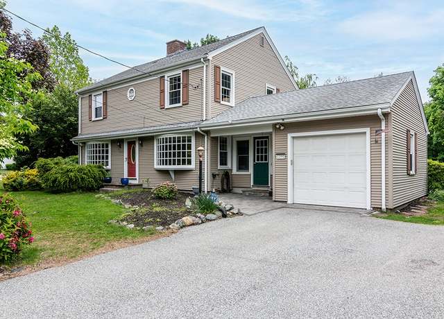 Property at 1390 New London Ave, Cranston, RI 02920, 3 beds, 2 baths
