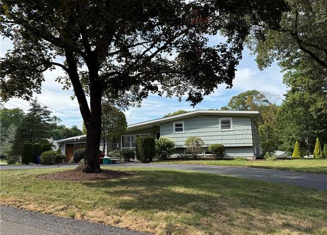 Property at 57 Stiness Dr, Warwick, RI 02886, 3 beds, 2 baths