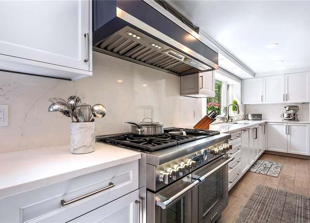 Property at 65 Knotty Pine Rd, Tiverton, RI 02878, 3 beds, 2.5 baths