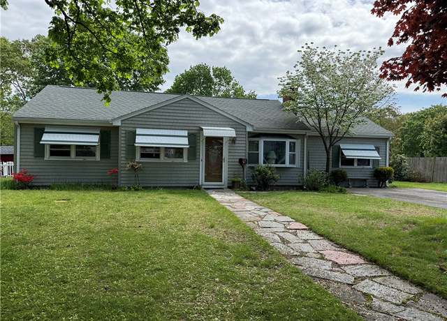 Property at 6 Sherwood Ave, Warwick, RI 02888, 3 beds, 1 bath