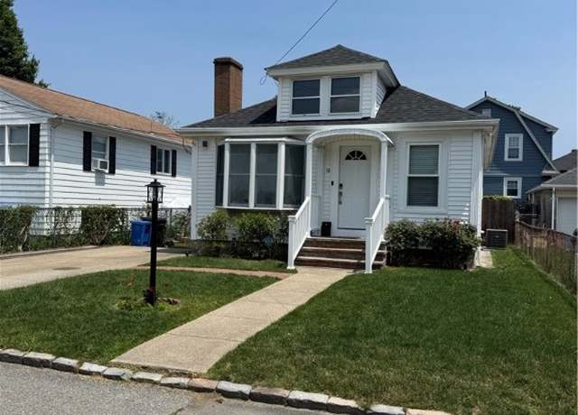 Property at 12 Gail Ave, Cranston, RI 02905, 2 beds, 1 bath