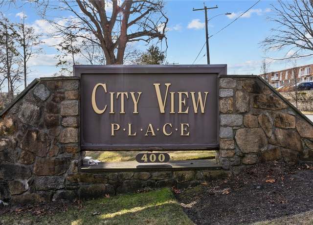 Property at 400 Meshanticut Valley Pkwy #5, Cranston, RI 02920, 2 beds, 2.5 baths