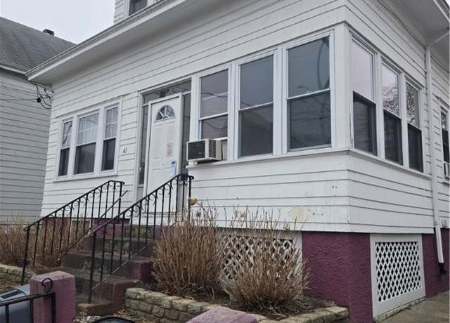 Property at 41 Cato Ave, Pawtucket, RI 02860, 5 beds, 1 bath