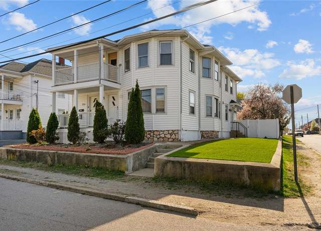 Property at 214 Kenyon Ave, Pawtucket, RI 02861, 7 beds, 3 baths