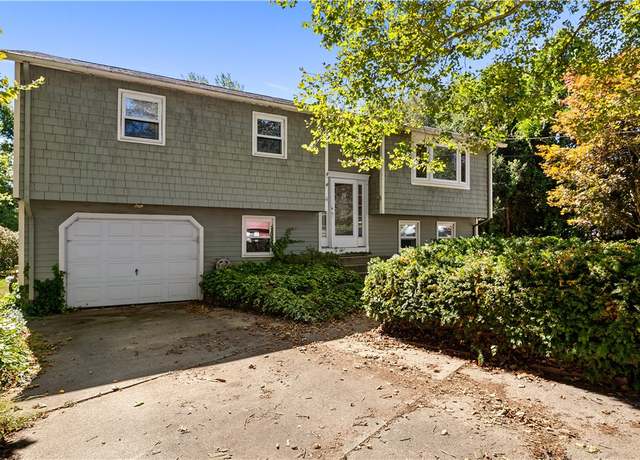 Property at 74 Woodhaven Rd, North Kingstown, RI 02852, 3 beds, 1.5 baths
