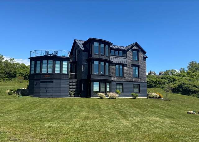 Property at 1448 Mohegan Trl, Block Island, RI 02807, 4 beds, 2.5 baths